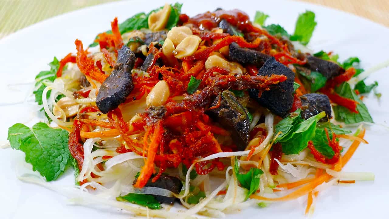 Dried beef salad – Nộm bò khô