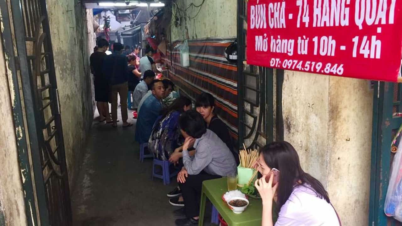 Bún chả Hàng Quạt 