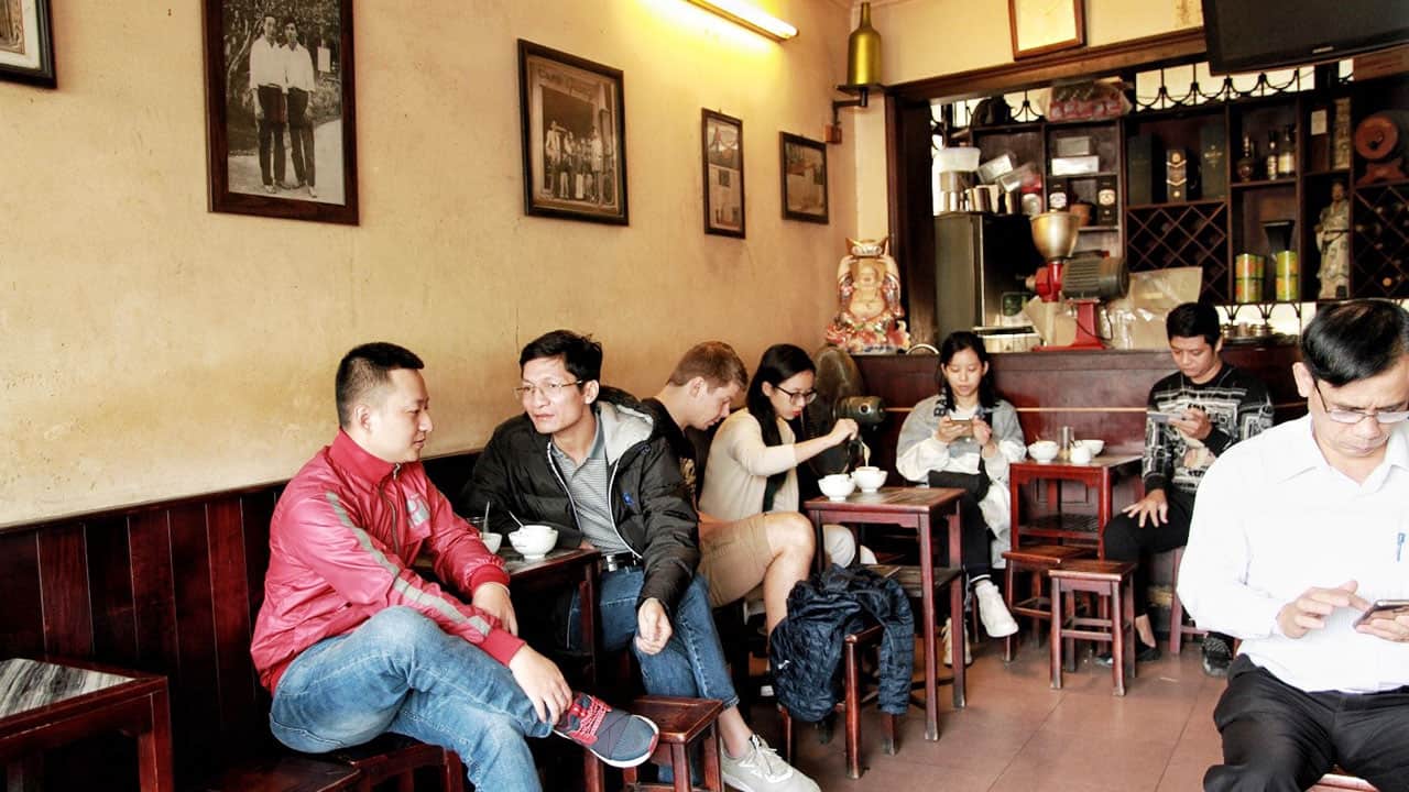 Caffee Giang - 39 Nguyen Huu Huan, Hanoi