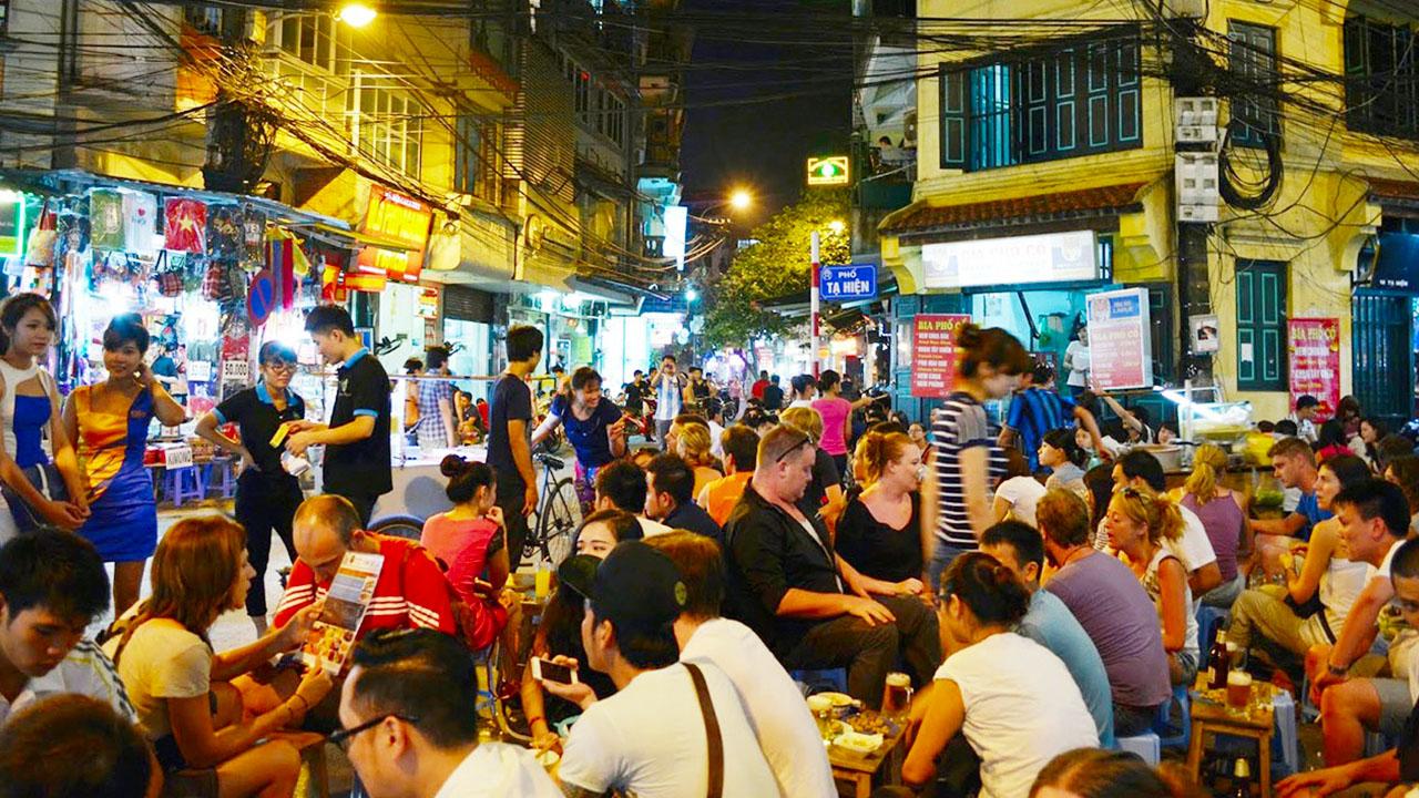 Bia Hoi Corner Hanoi